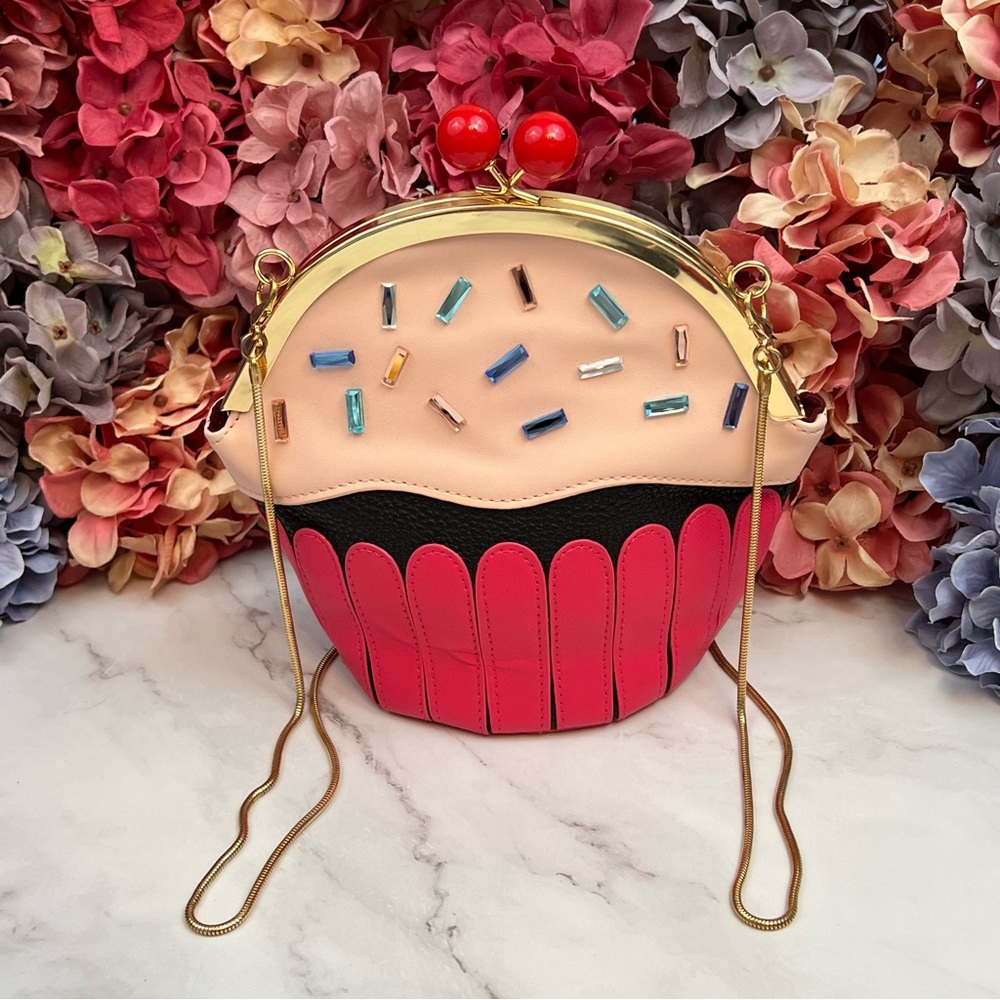 Whimsical Pink Sprinkle Cupcake Crossbody Purse - Picture 6 of 16
